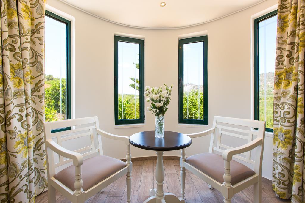Alonia Villa, Refined Living With 50M2 Private Pool, By Thinkvilla Melidhónion Kamer foto